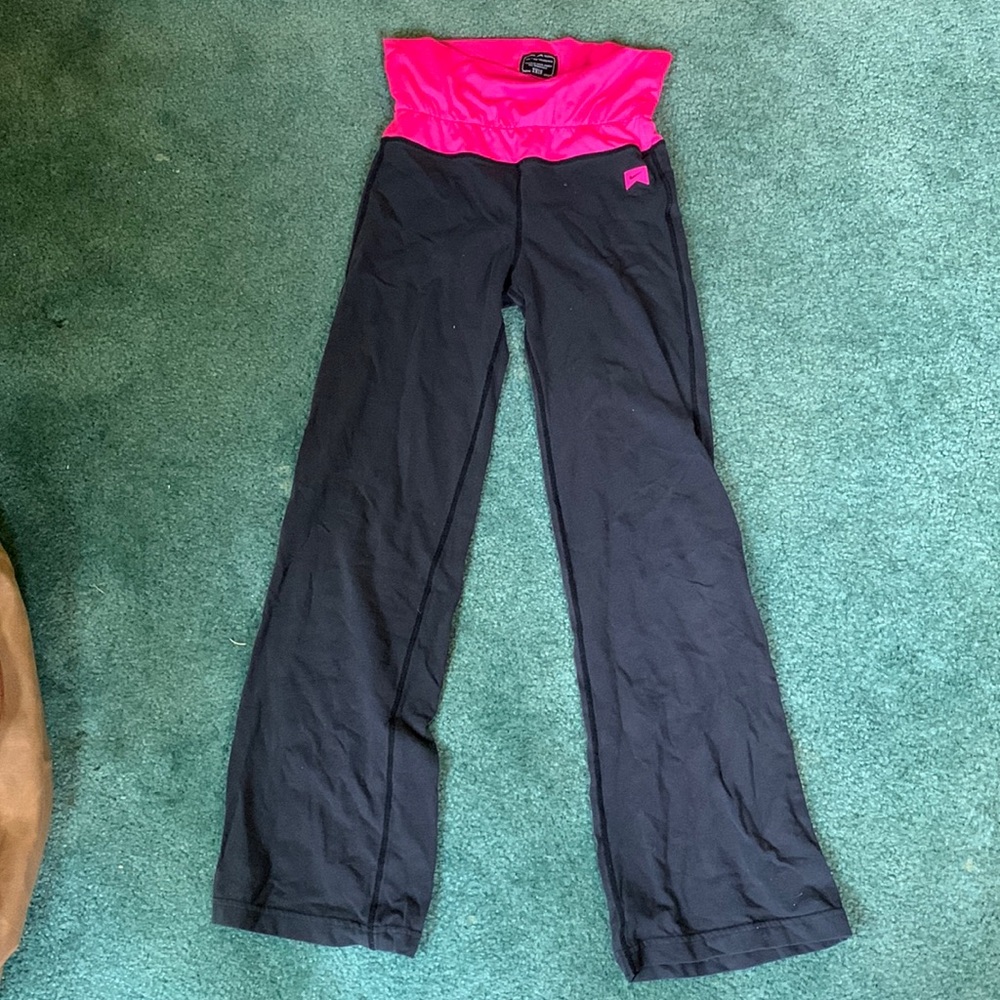 Nike yoga pants